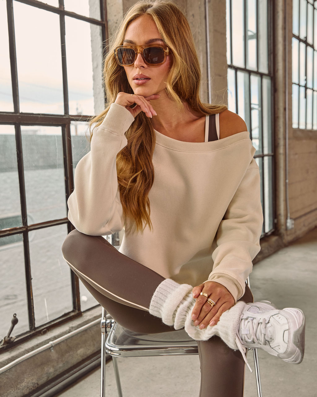 Velmira | Off-Shoulder Luxe Sweatshirt