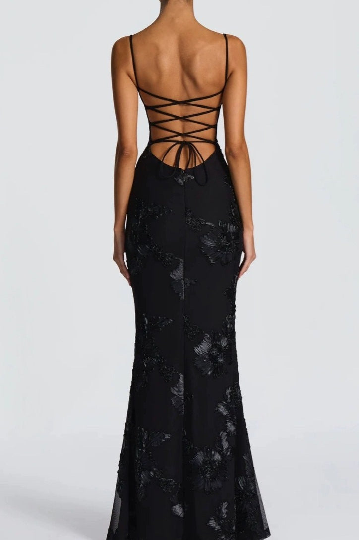 Floréa – 3D Floral Embroidered Bodycon Maxi Dress