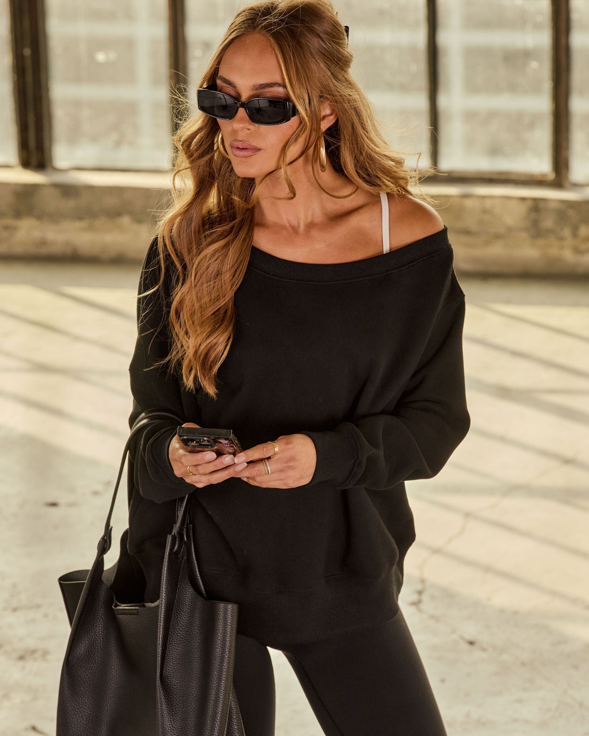 Velmira | Off-Shoulder Luxe Sweatshirt