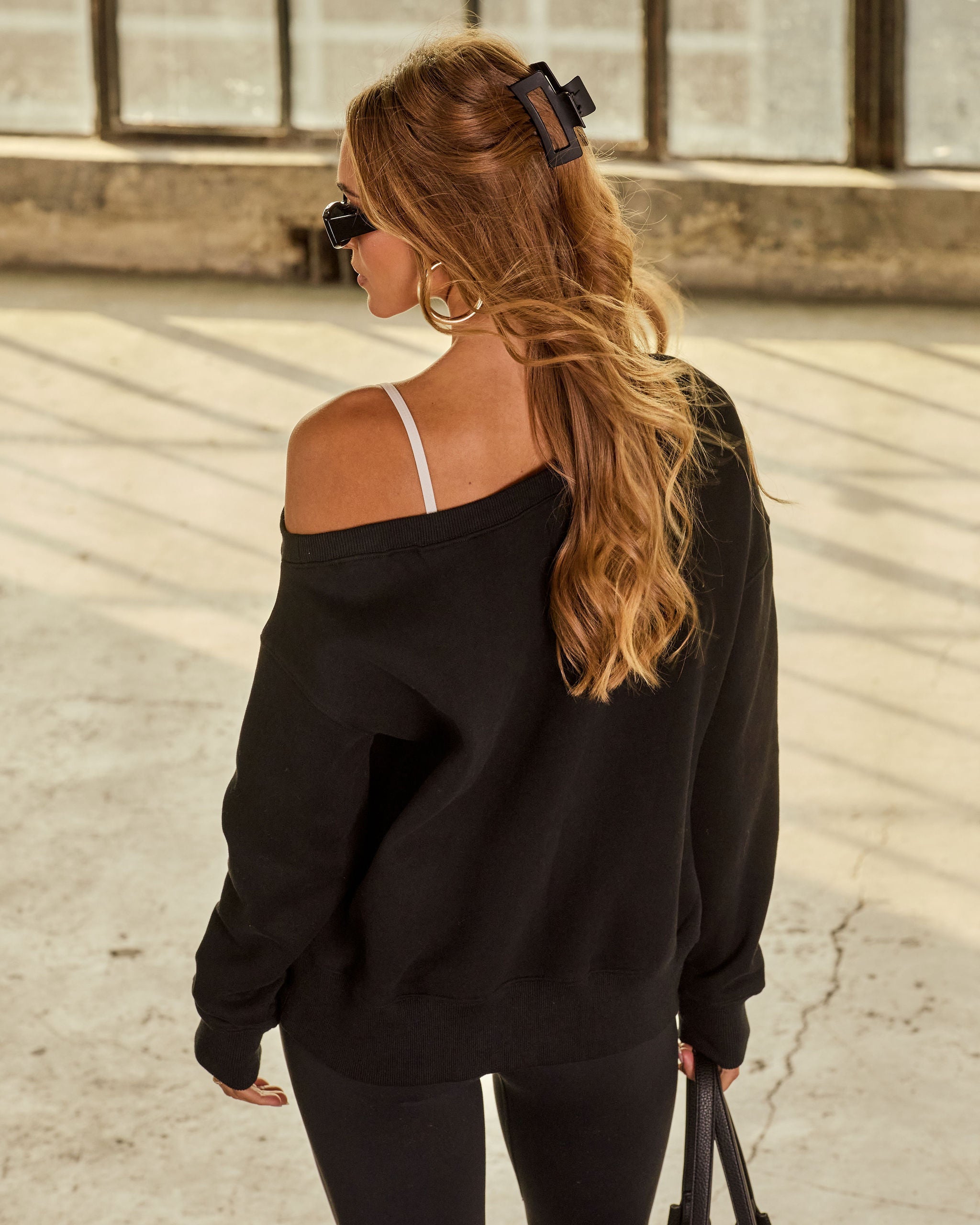 Velmira | Off-Shoulder Luxe Sweatshirt