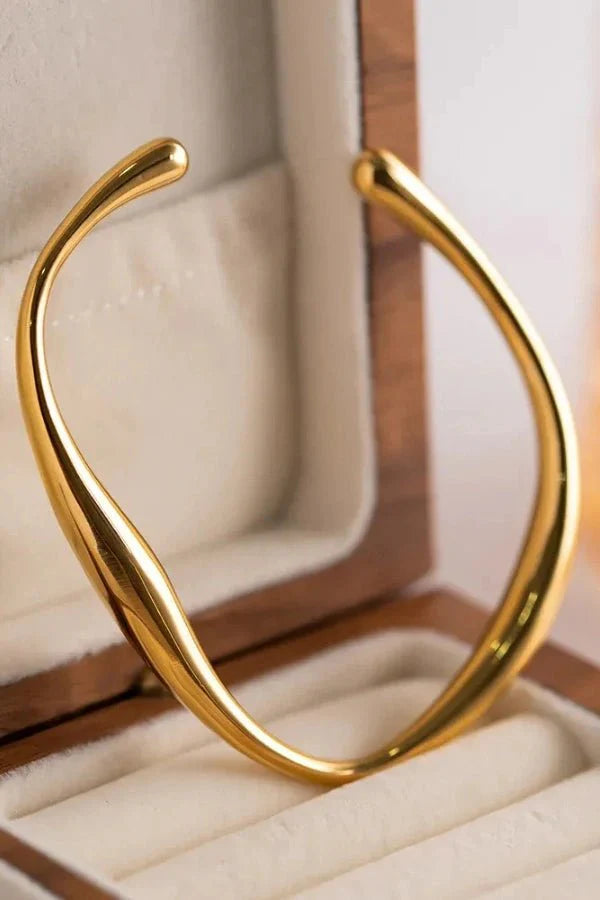 Avery | Gold Plated Stainless Steel Bangle