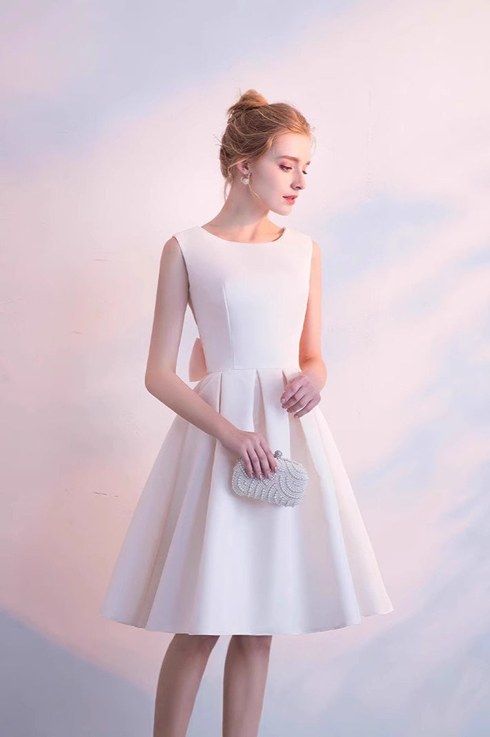 Liorena – Bow Detail A-Line Midi Dress