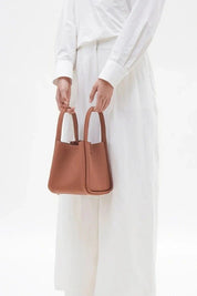 Minnie | Medium Leather Bucket Bag