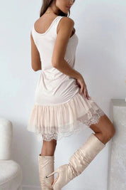 Eloria – Lace Tiered Mini Dress