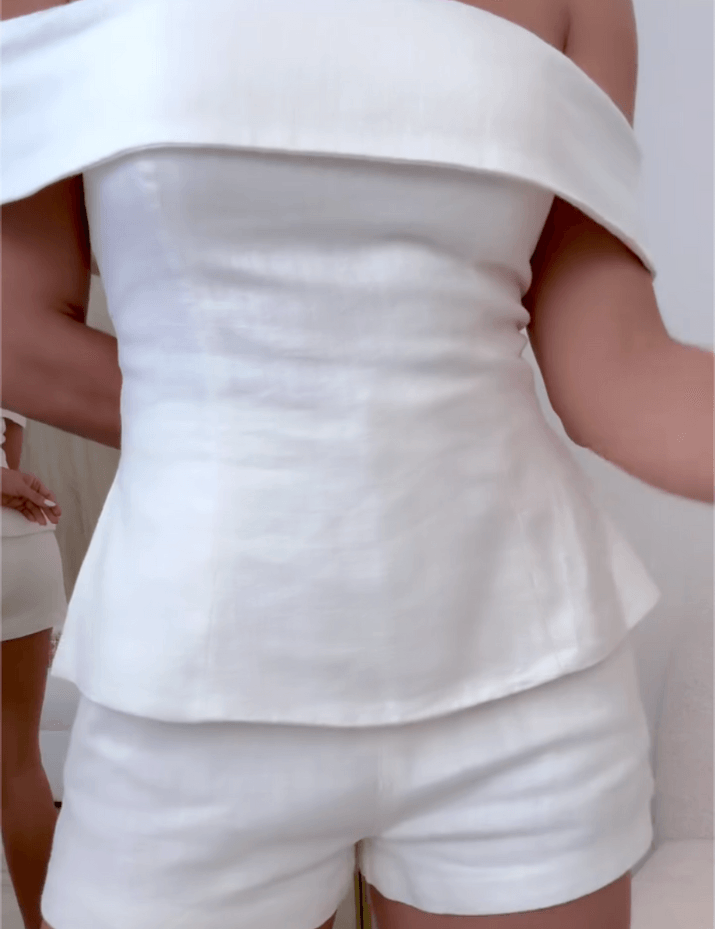 Averixa - Women’s Cropped Top & Pants Set