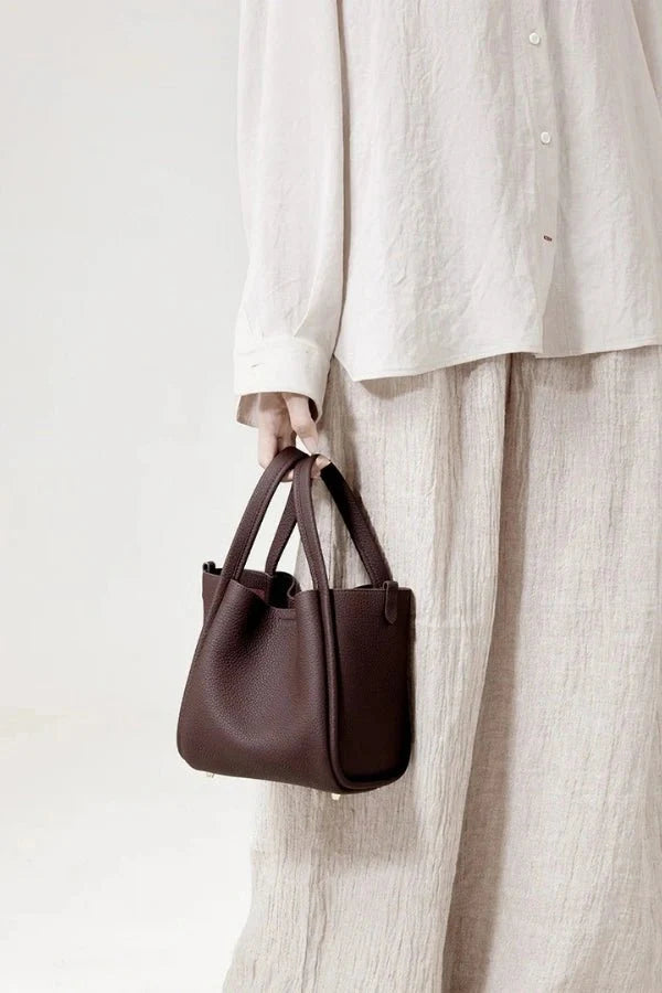 Minnie | Medium Leather Bucket Bag