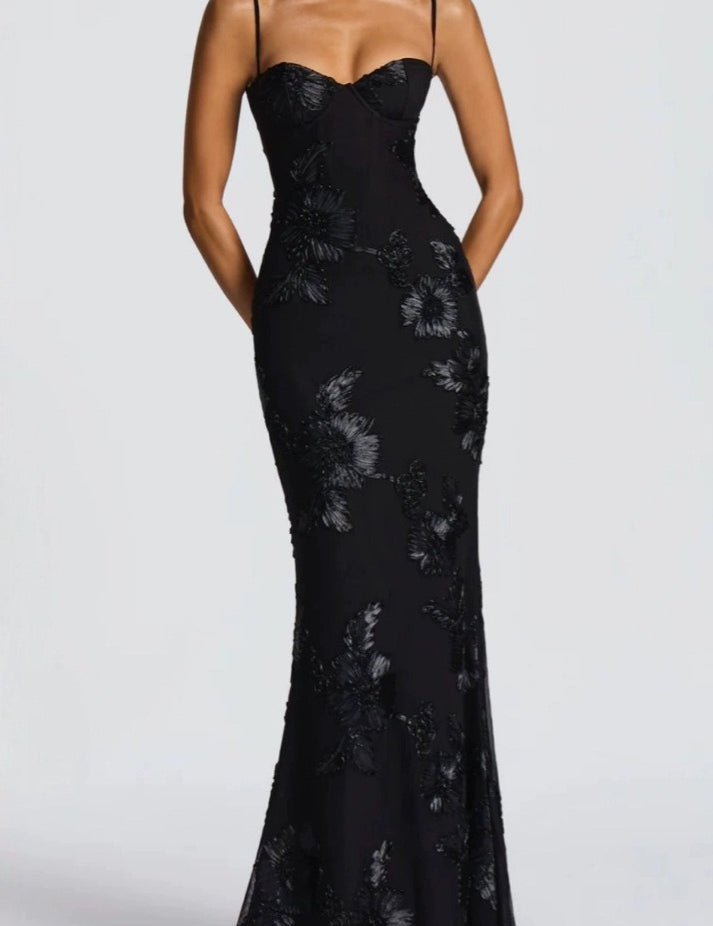 Floréa – 3D Floral Embroidered Bodycon Maxi Dress