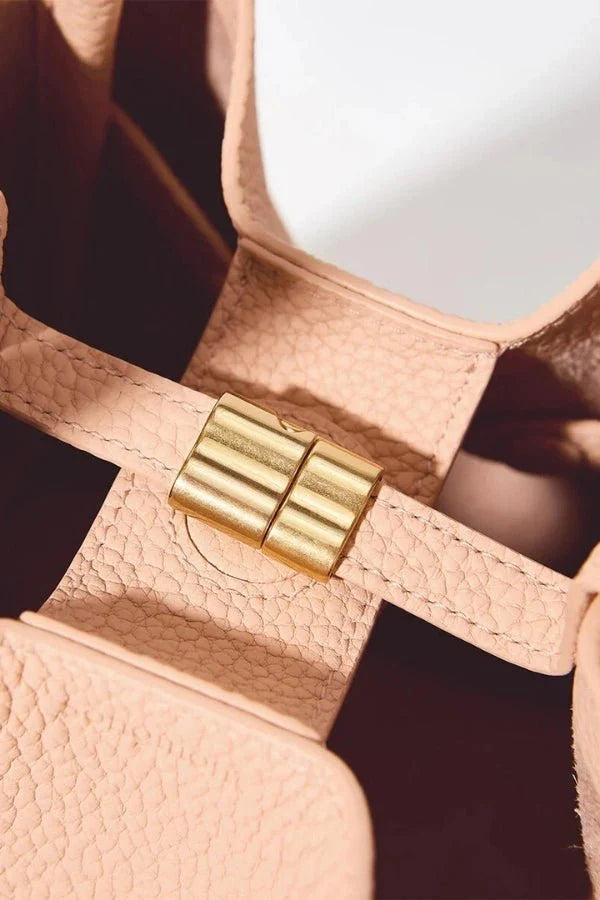 Minnie | Medium Leather Bucket Bag