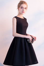 Liorena – Bow Detail A-Line Midi Dress
