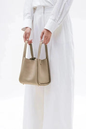 Minnie | Medium Leather Bucket Bag