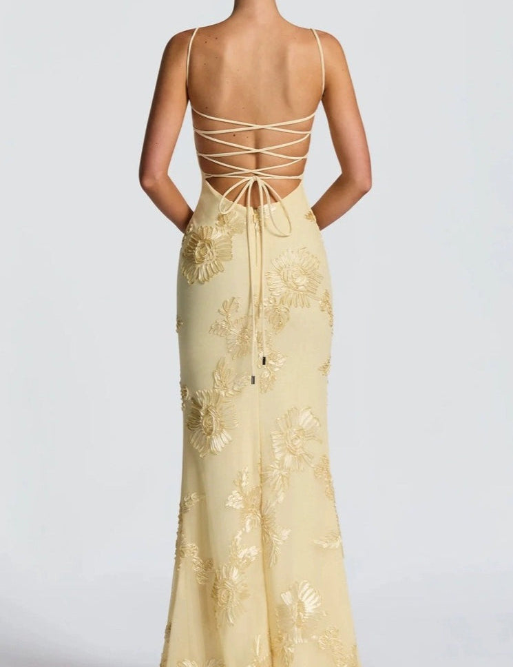 Floréa – 3D Floral Embroidered Bodycon Maxi Dress