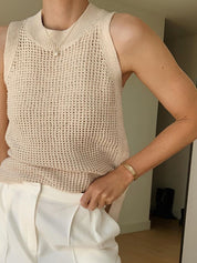 Caldria | Women’s Sleeveless Knit Crew Neck Top