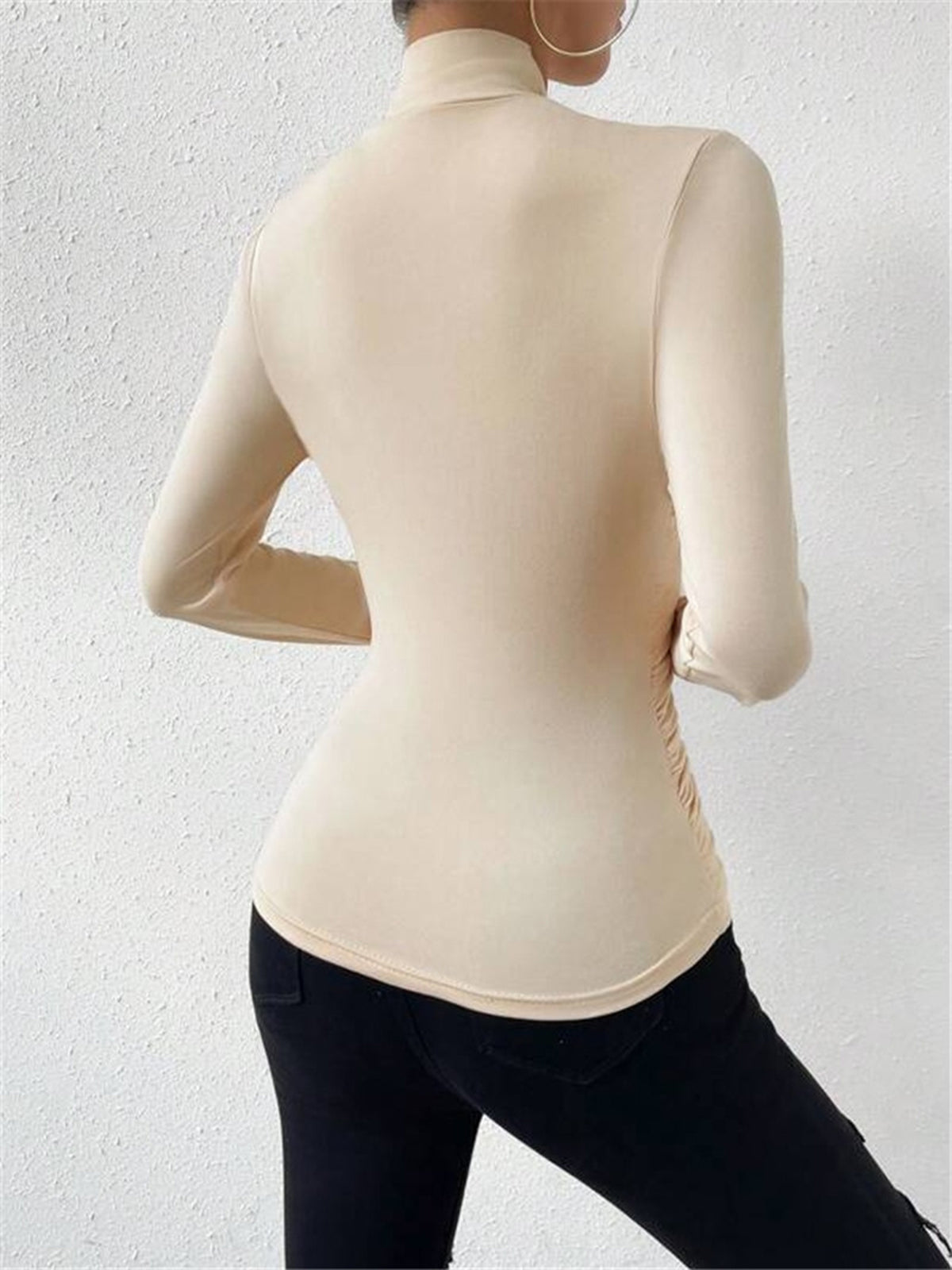 Aveline | Cross-Over Pleated Cinch Top