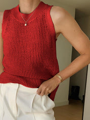 Caldria | Women’s Sleeveless Knit Crew Neck Top