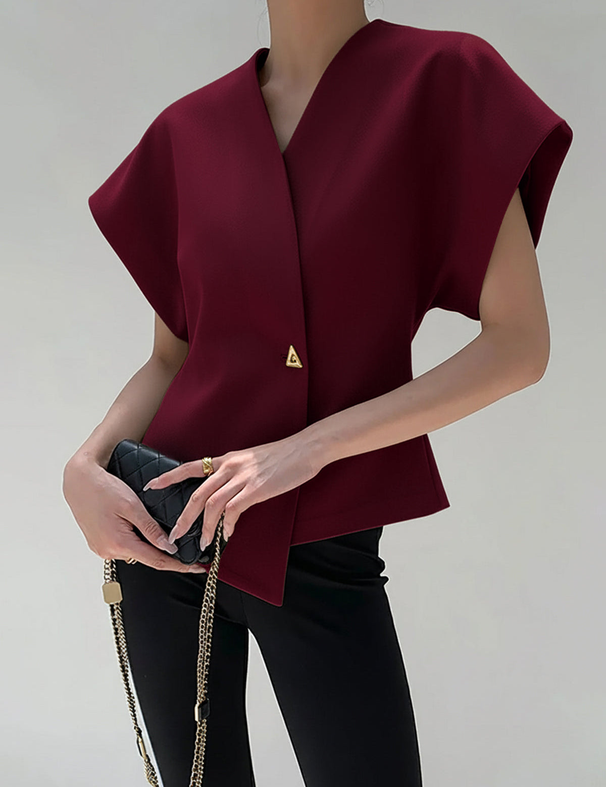 Vaelisse | Women’s V-Neck Button Down Blouse