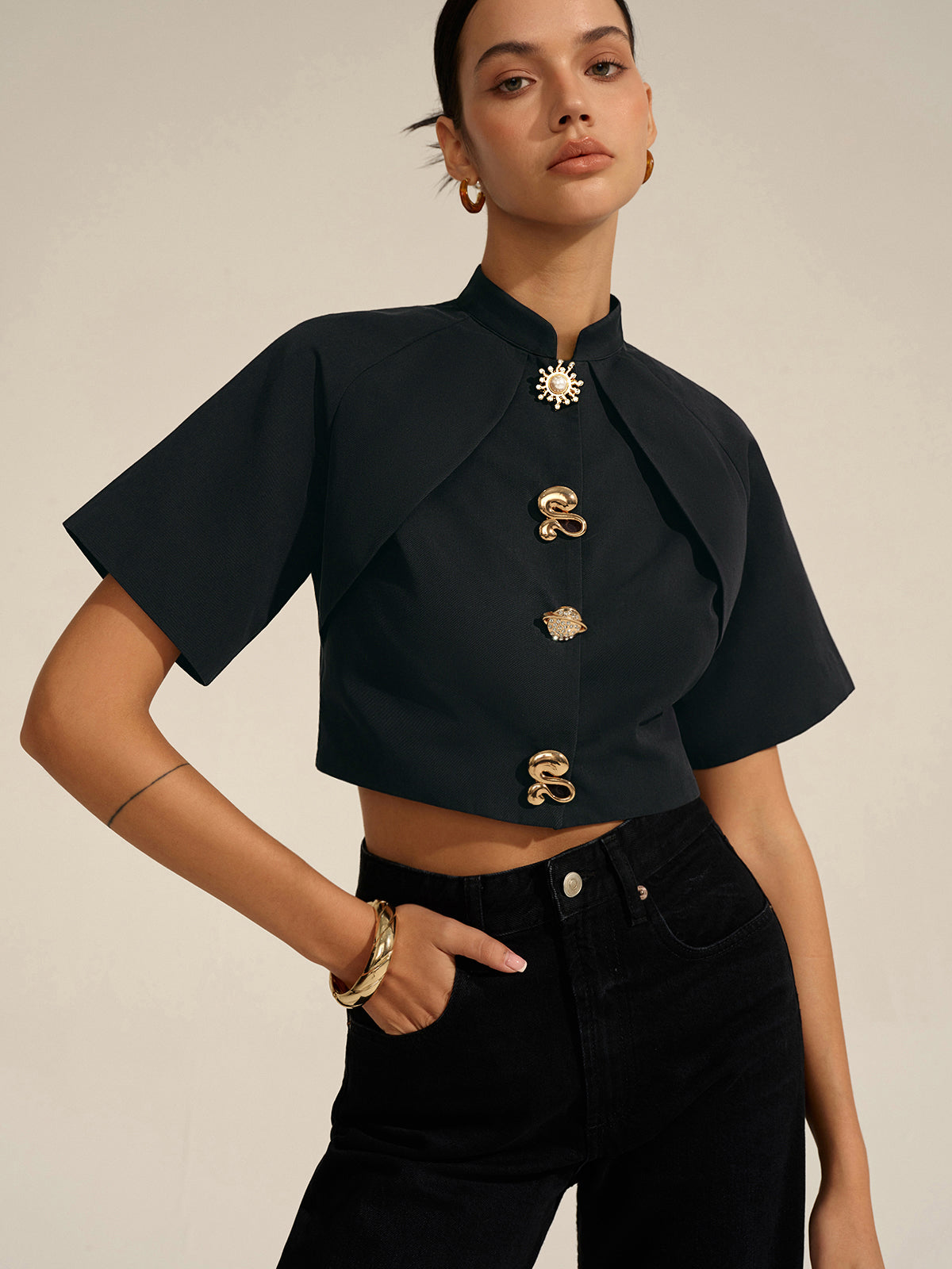 Zarevia | Women’s Metal Detail Cropped Blouse