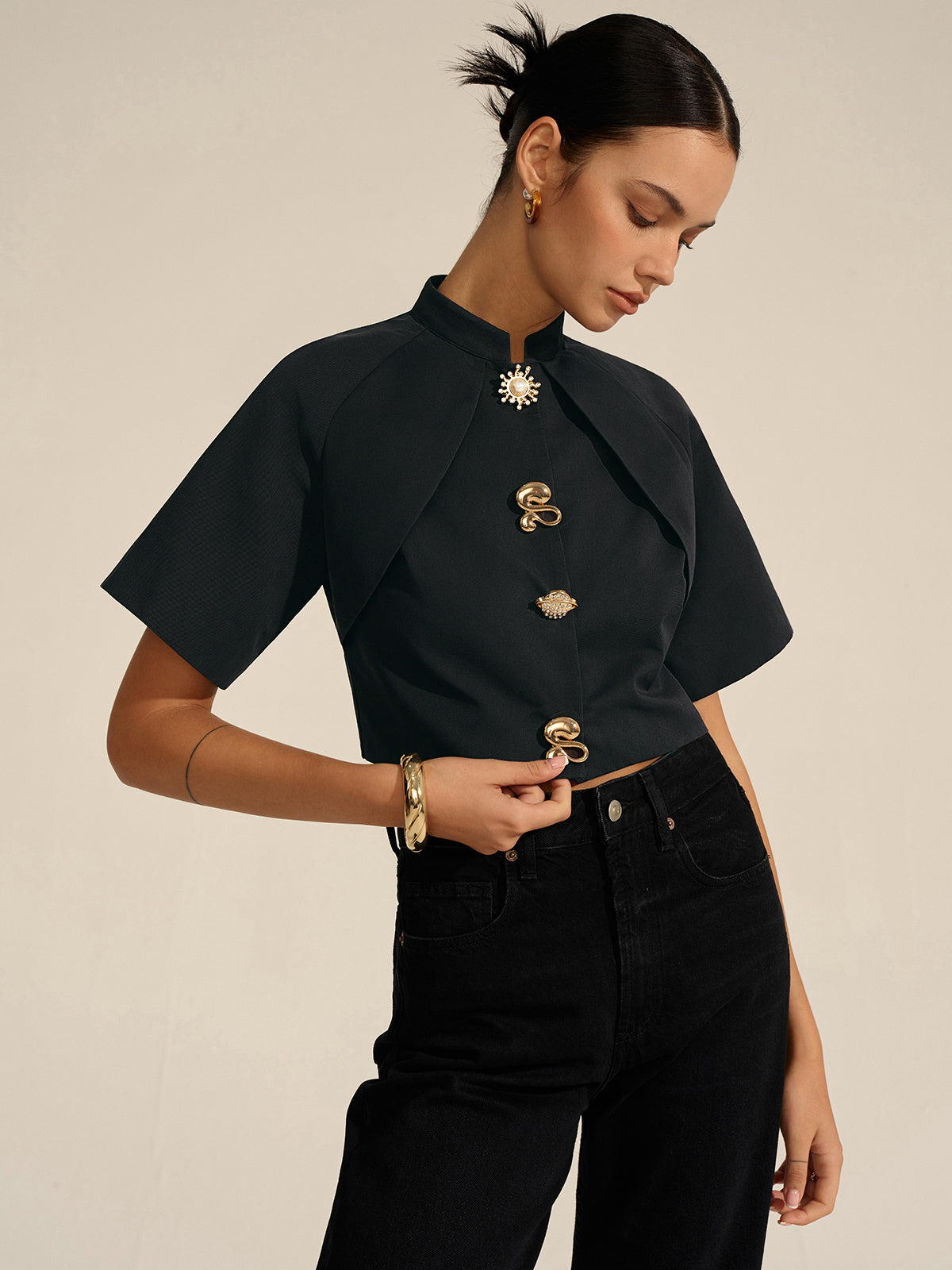 Zarevia | Women’s Metal Detail Cropped Blouse