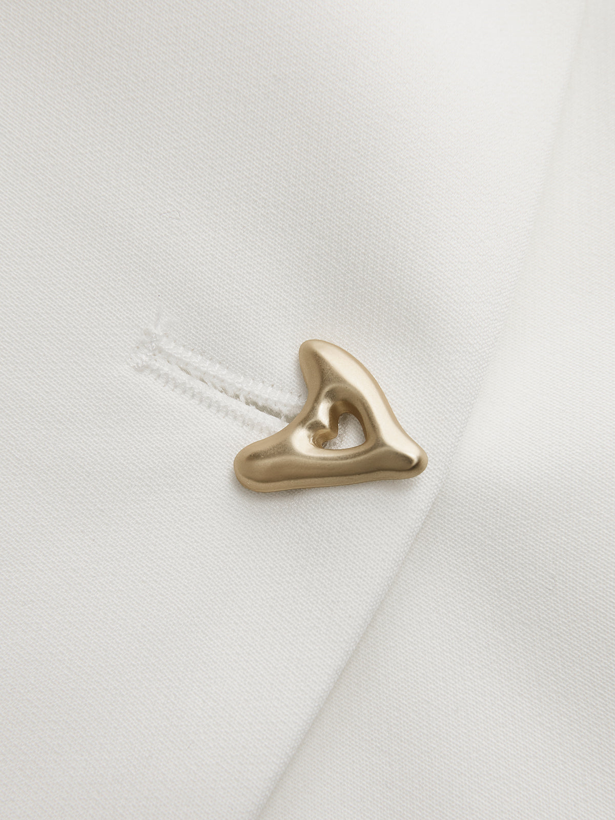 Vaelisse | Women’s V-Neck Button Down Blouse