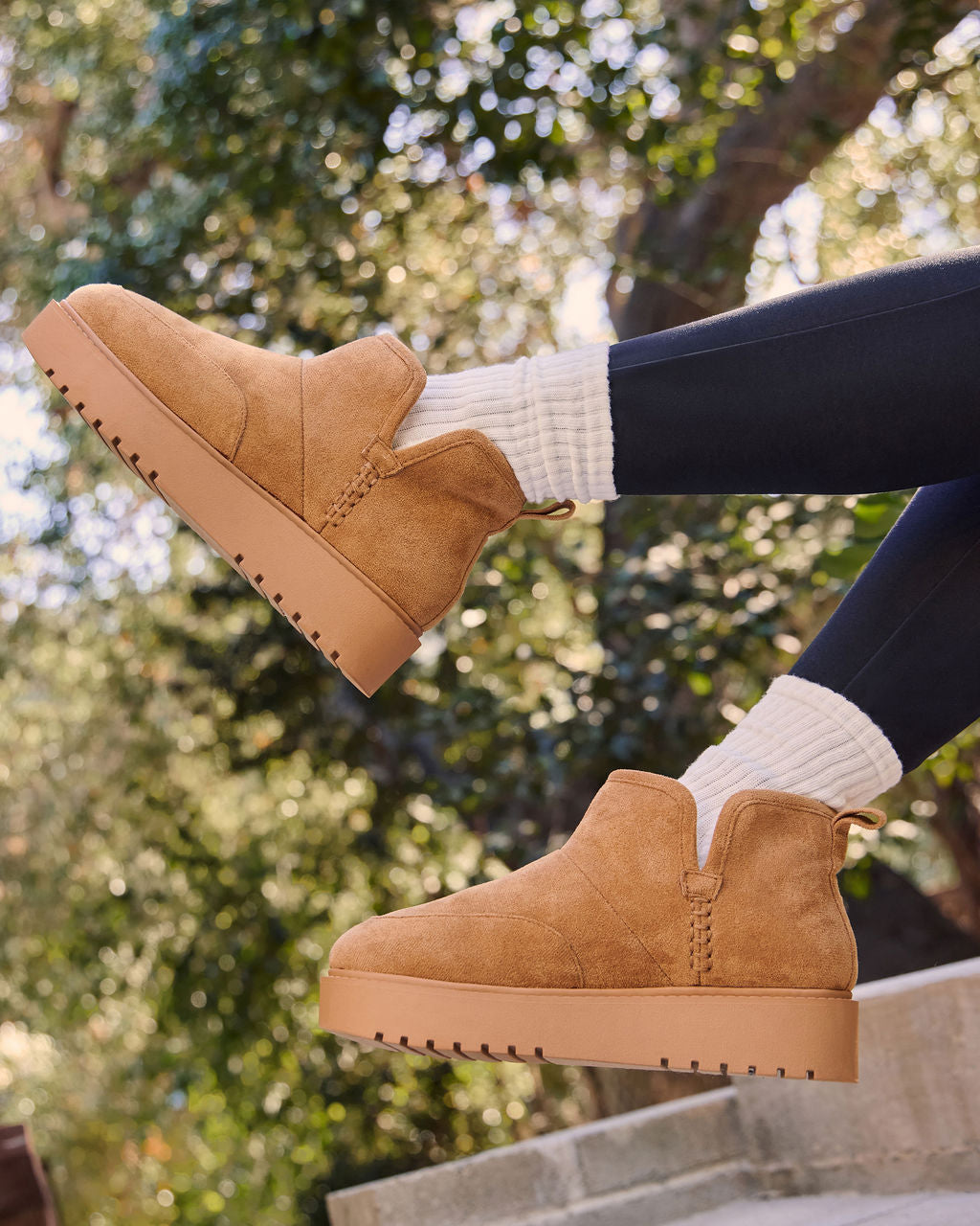 Solvèra | Plush-Lined Suede Ankle Boots