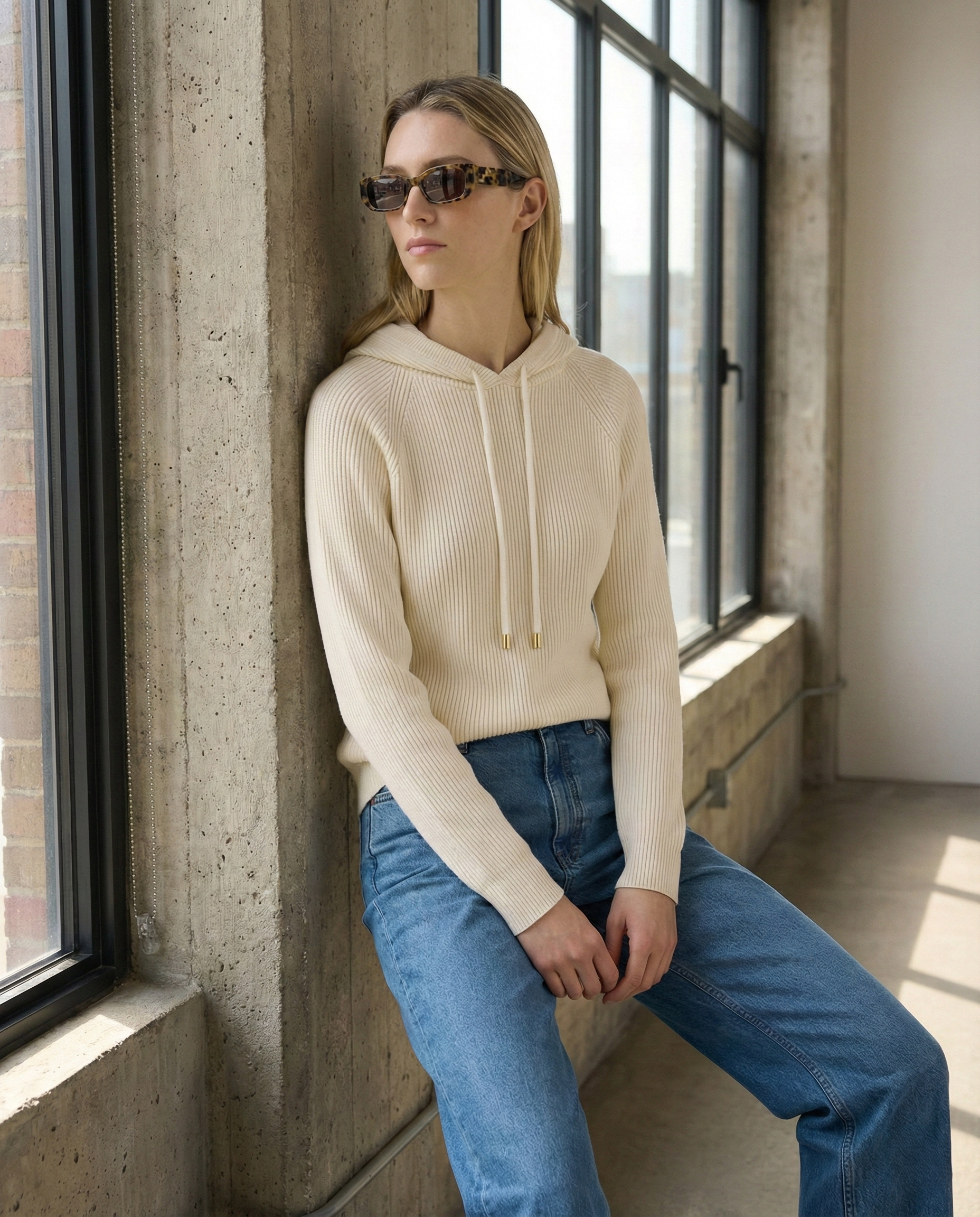 Arvello | Women's Hoodie