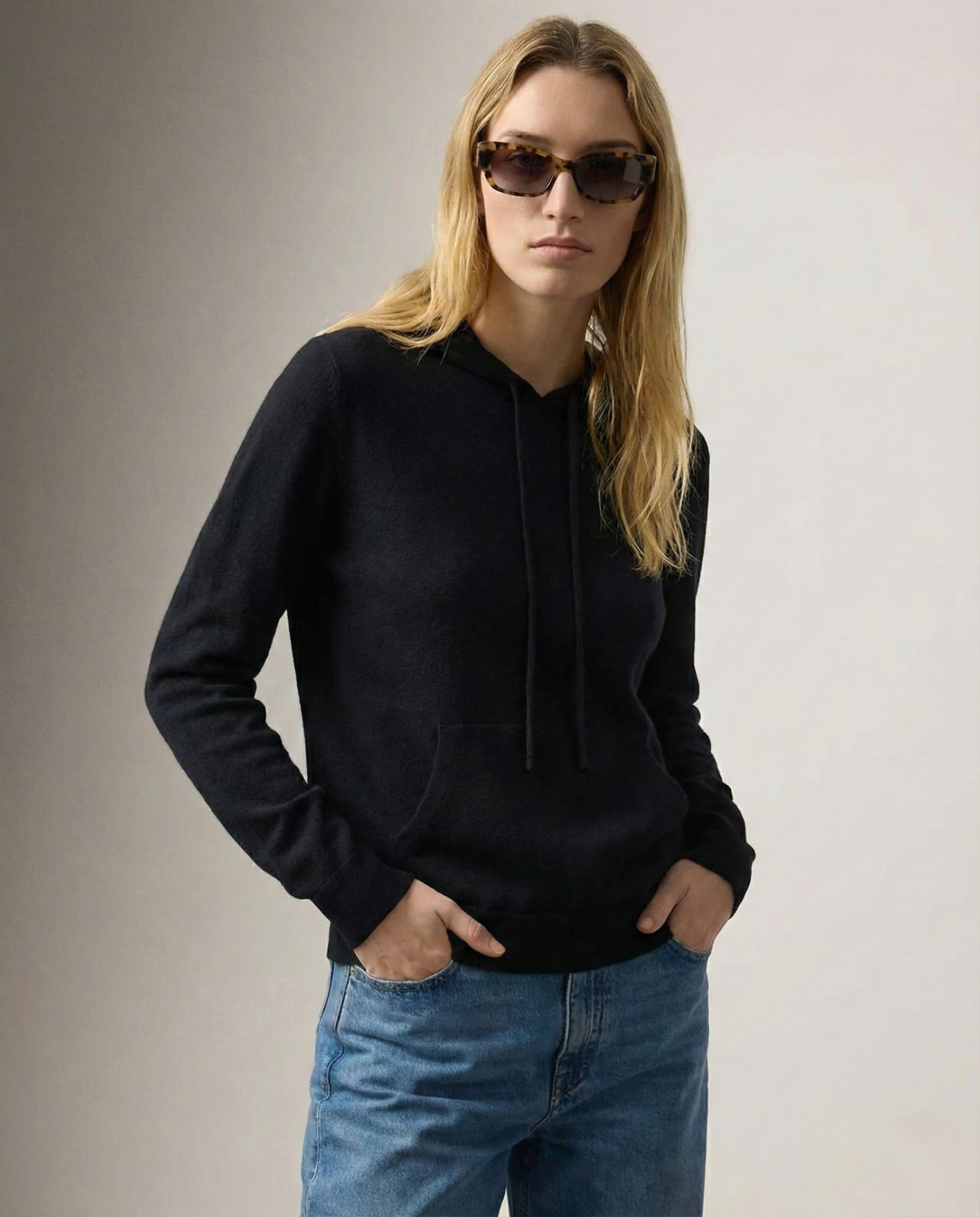 Arvello | Women's Hoodie