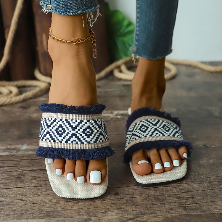Solarae | Bohemian Embroidered Sandals