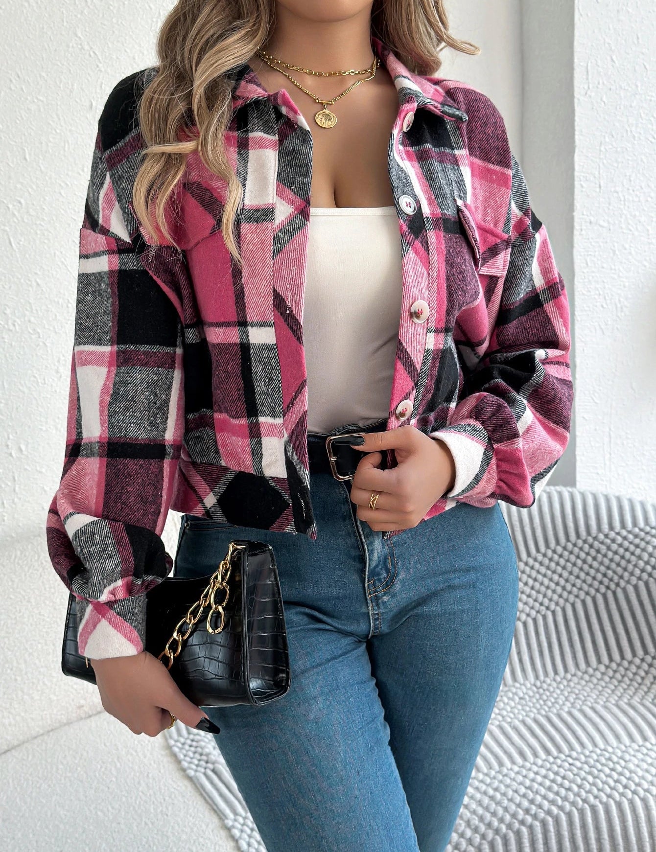 Lunara | Women’s Cropped Plaid Jacket