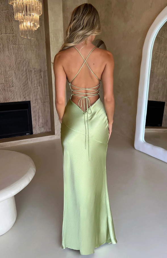 Devany | Elegant Maxi Dress with Thigh-High Slit