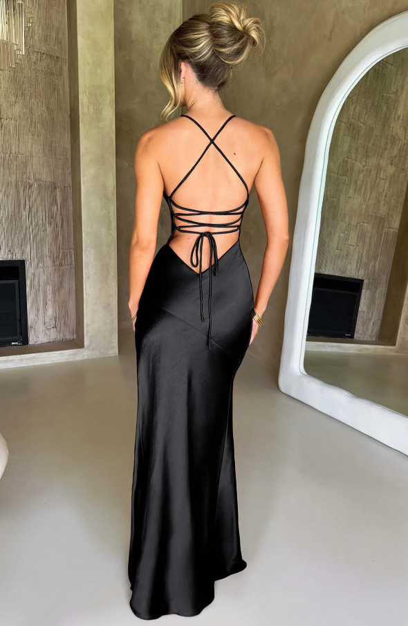 Devany | Elegant Maxi Dress with Thigh-High Slit