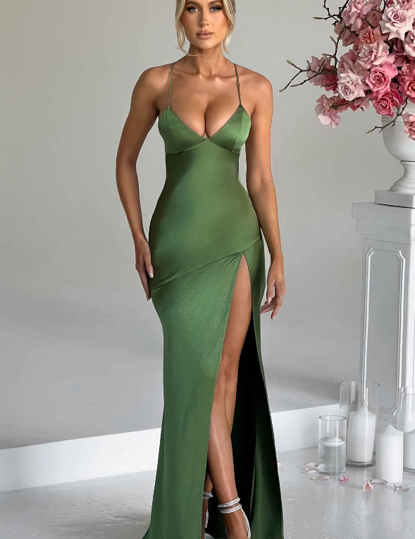 Devany | Elegant Maxi Dress with Thigh-High Slit