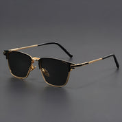Kaelix | Polarized Photochromic Titanium Sunglasses