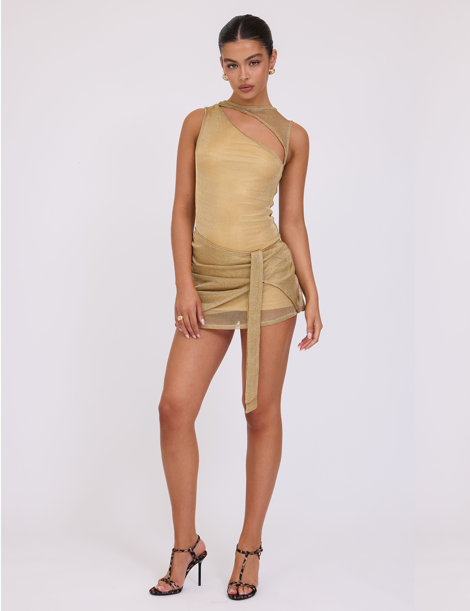 TM15928-ORA-03-2100-AZELMADRESS-GOLD5.png