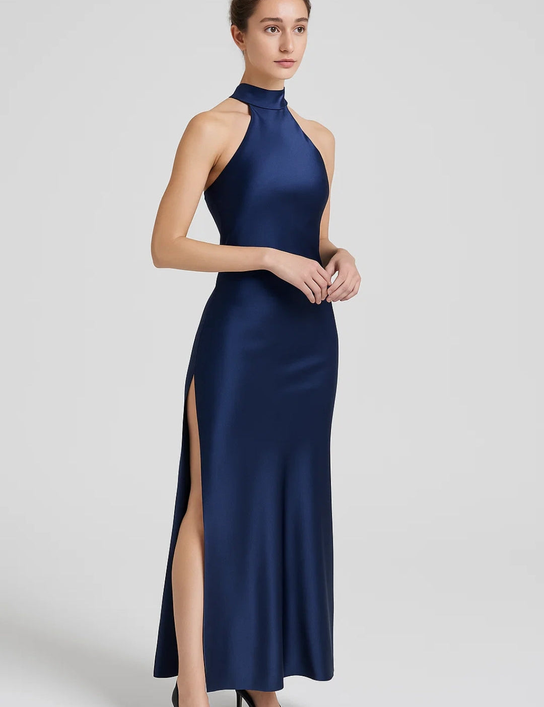 Oriana | Women’s Halter Neck Maxi Dress – Elegant Sleeveless Silhouette with Side Slit and Tie-Back Closure