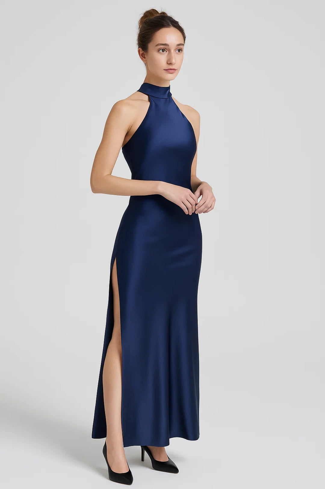 Oriana | Women’s Halter Neck Maxi Dress – Elegant Sleeveless Silhouette with Side Slit and Tie-Back Closure