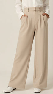 Calla | Women’s Wide-Leg Trousers – High Waisted, Pleated Front