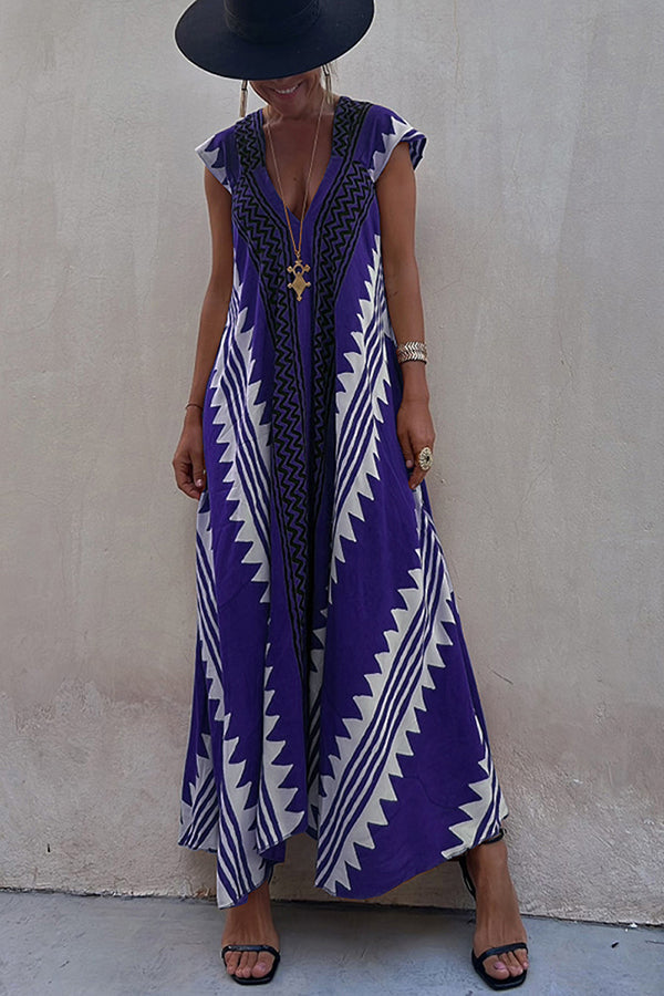 Mirelle – Relaxed V-Neck Maxi Dress