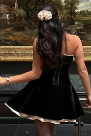 Valerisse – Strapless Velvet A-Line Mini Dress