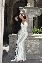 Aurelia – Ruffle V-Neck Circle Maxi Dress