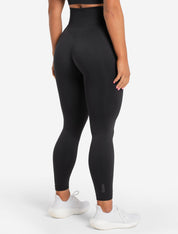 Core | Women’s Black Seamless High Waisted Gym Leggings