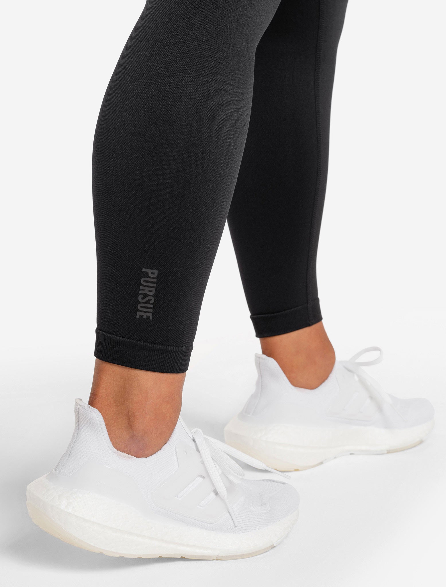 Core | Women’s Black Seamless High Waisted Gym Leggings