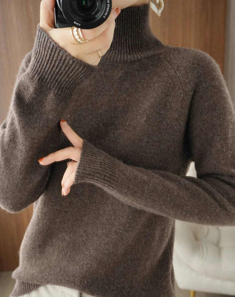 Valmira | Women’s Cashmere Turtleneck Sweater