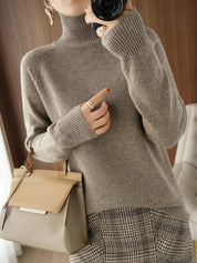 Valmira | Women’s Cashmere Turtleneck Sweater