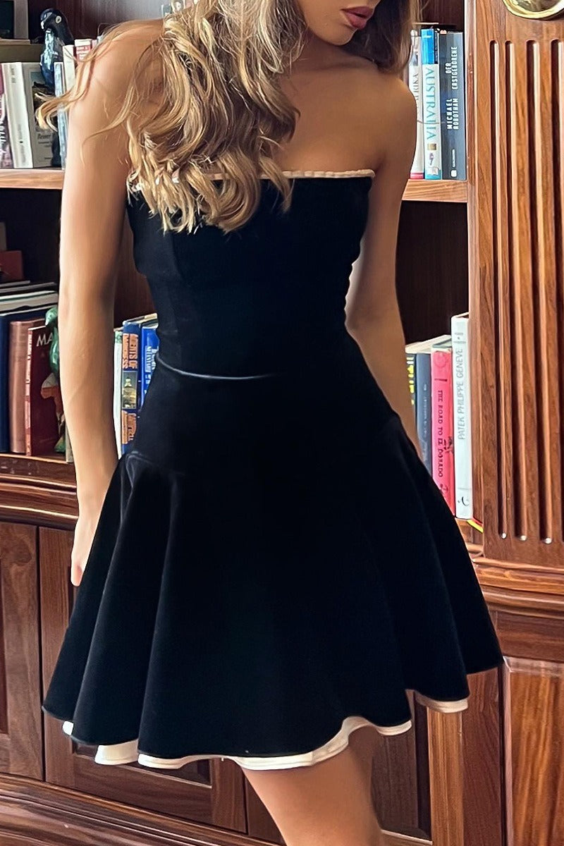 Valerisse – Strapless Velvet A-Line Mini Dress