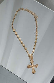 Avelis - Women’s Cross Pendant Necklace