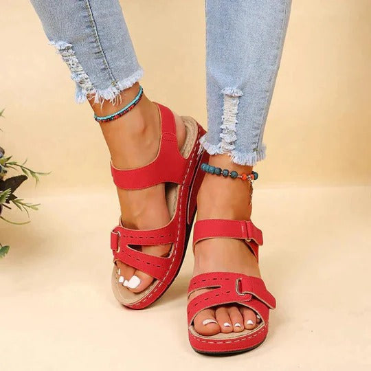 womens-adjustable-walking-sandals-2.jpg